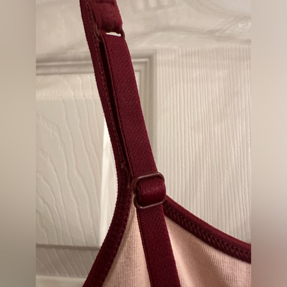 Express Best Loved Cami w/Built-In Bra! - Picture 12 of 12
